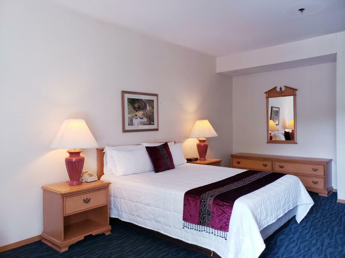 Totem Lake Hotel Kirkland Eksteriør bilde